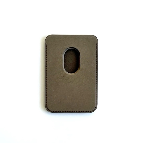 Apple iPhone Wallet with MagSafe in Taupe - Picture 2 of 2